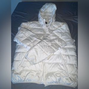 White Men Puffer Jacket/Coat